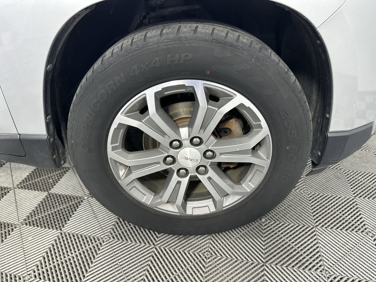 2016 GMC Acadia SLT
