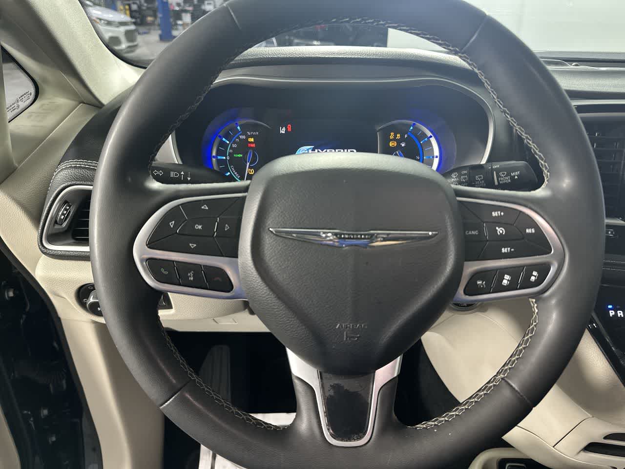 2024 Chrysler Pacifica Hybrid Select
