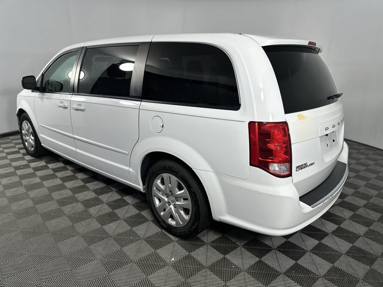 2017 Dodge Grand Caravan SE