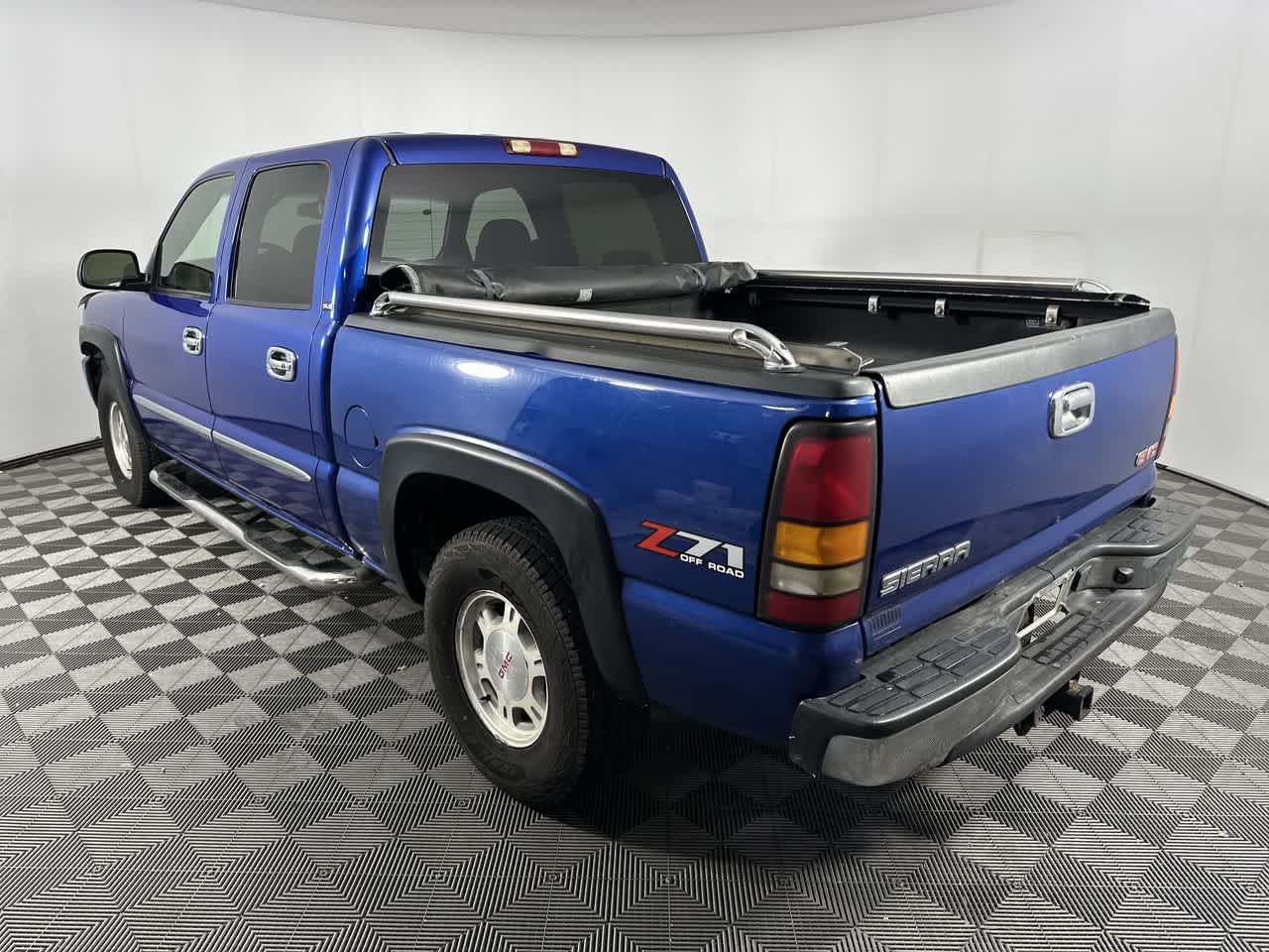 2004 GMC Sierra 1500 SLE