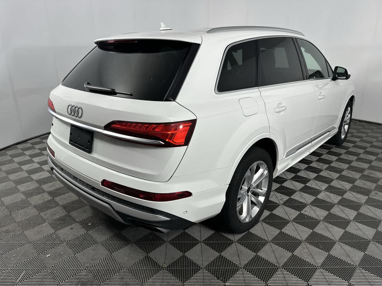 2025 Audi Q7 QUATTRO PR