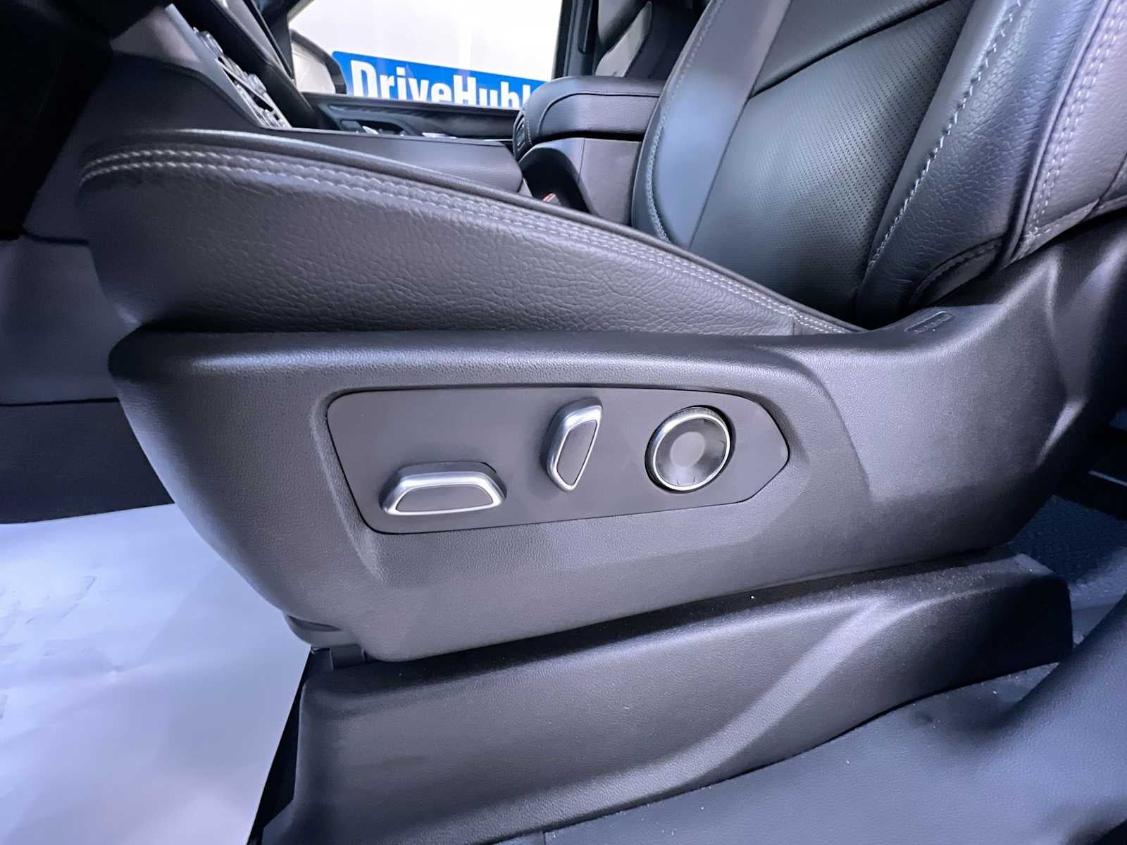 2023 GMC Yukon Denali Denali