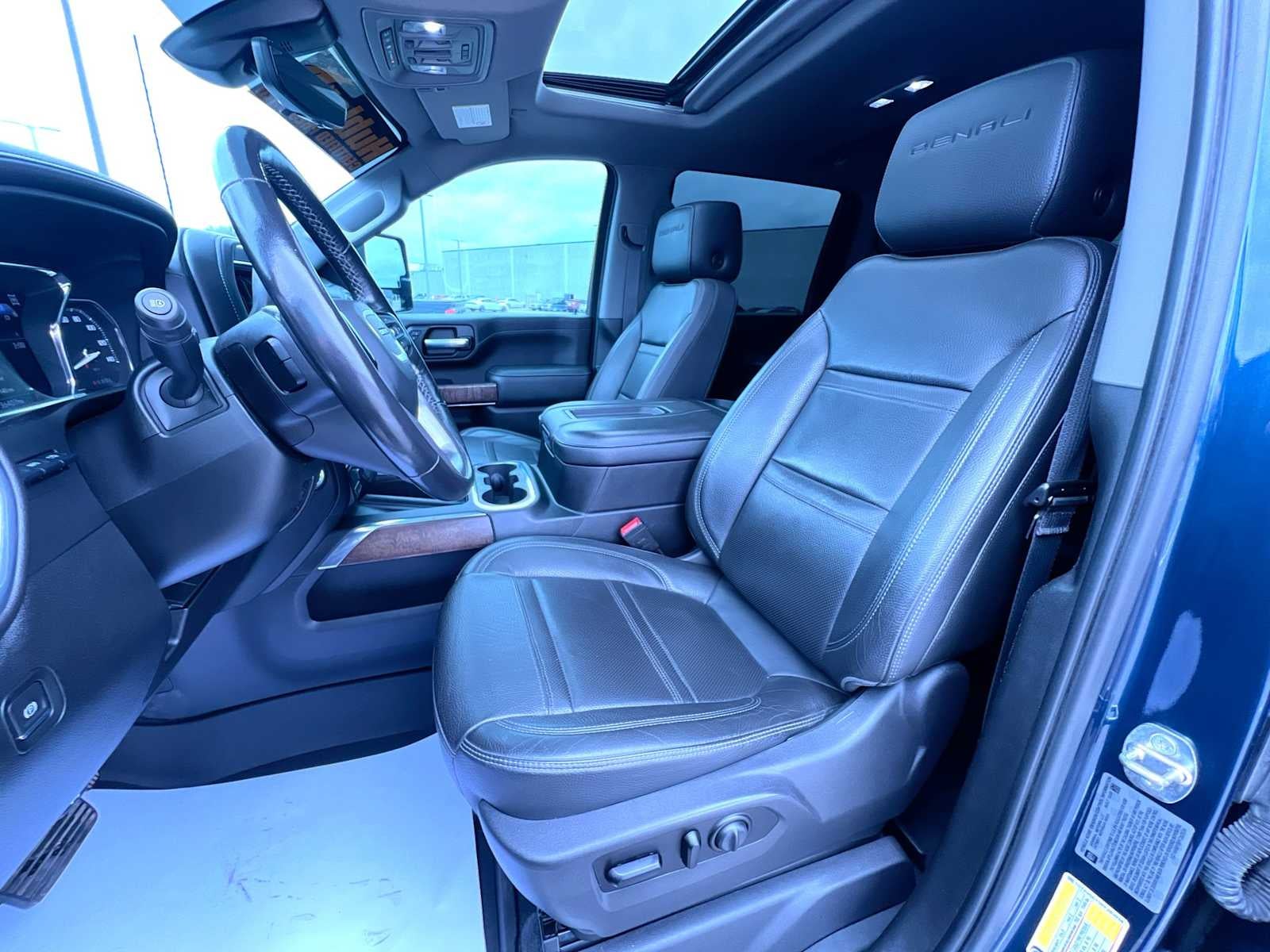 2023 GMC Sierra 2500HD Denali