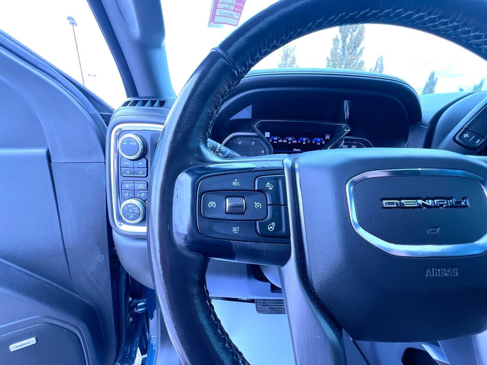 2023 GMC Sierra 2500HD Denali