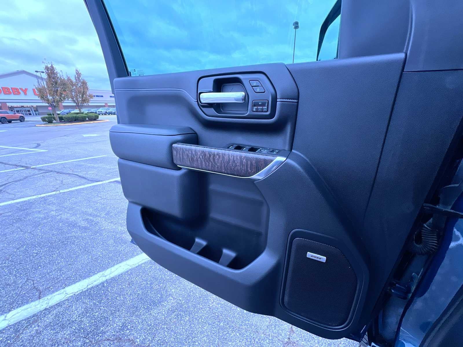 2023 GMC Sierra 2500HD Denali