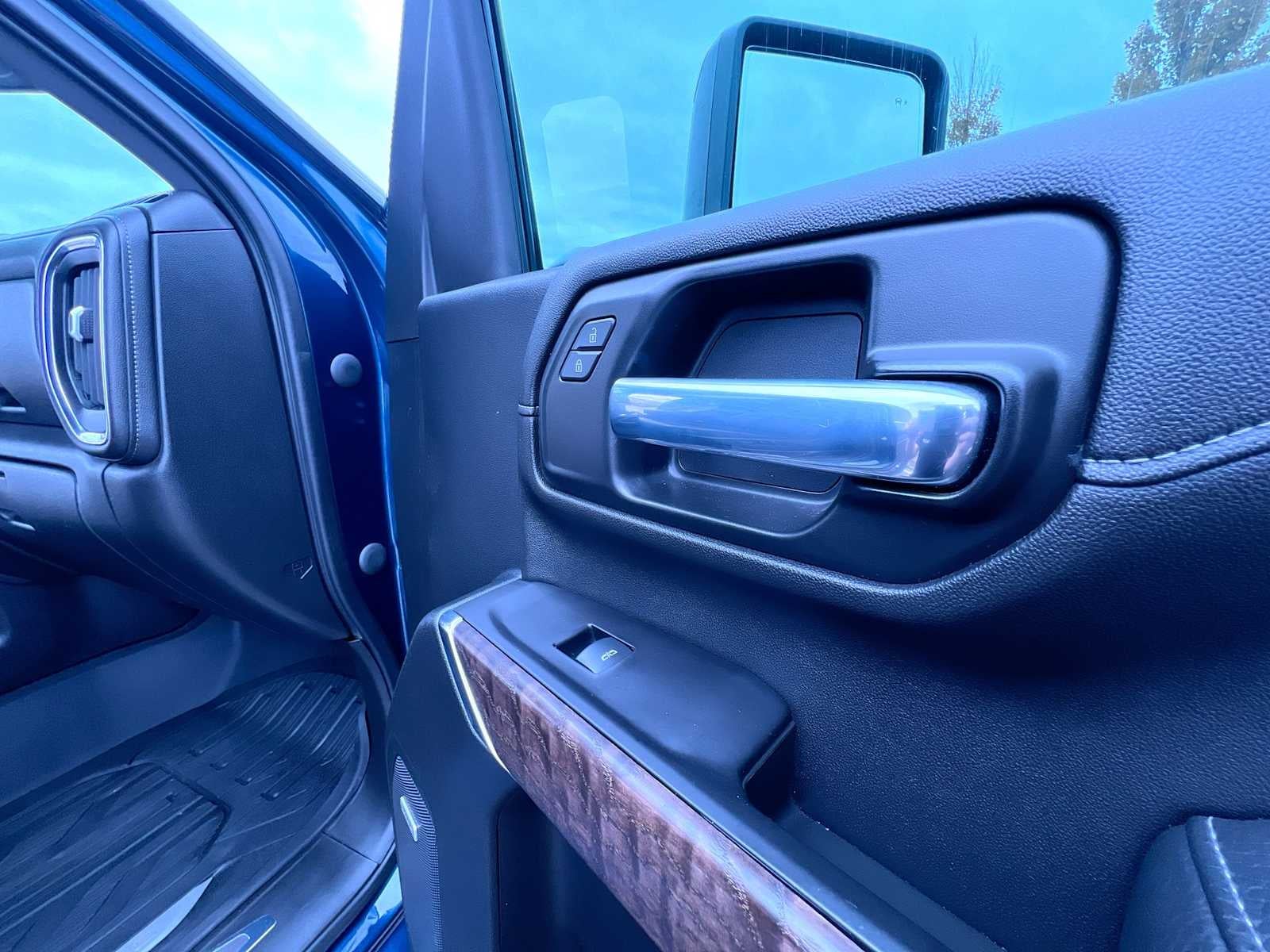 2023 GMC Sierra 2500HD Denali