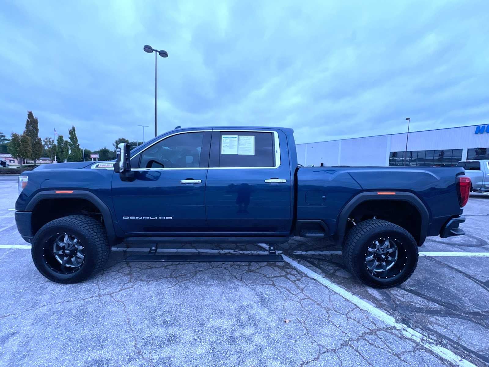 2023 GMC Sierra 2500HD Denali