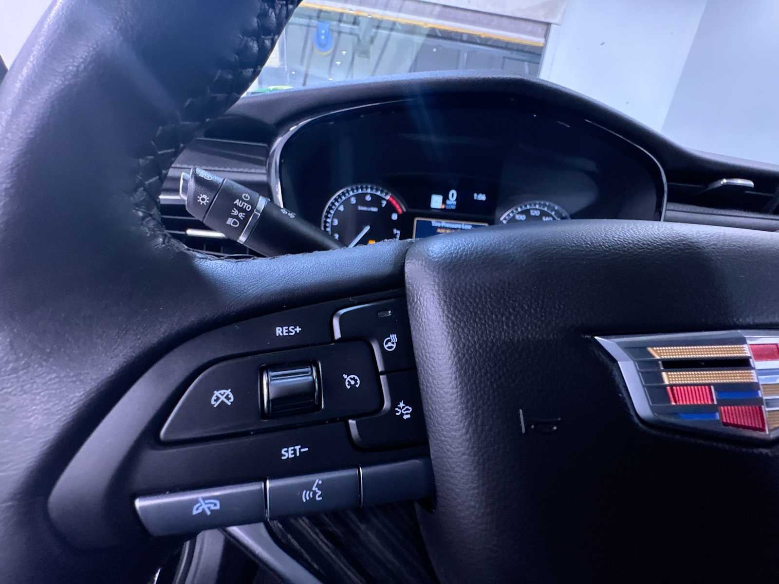 2025 Cadillac XT6 FWD Premium Luxury