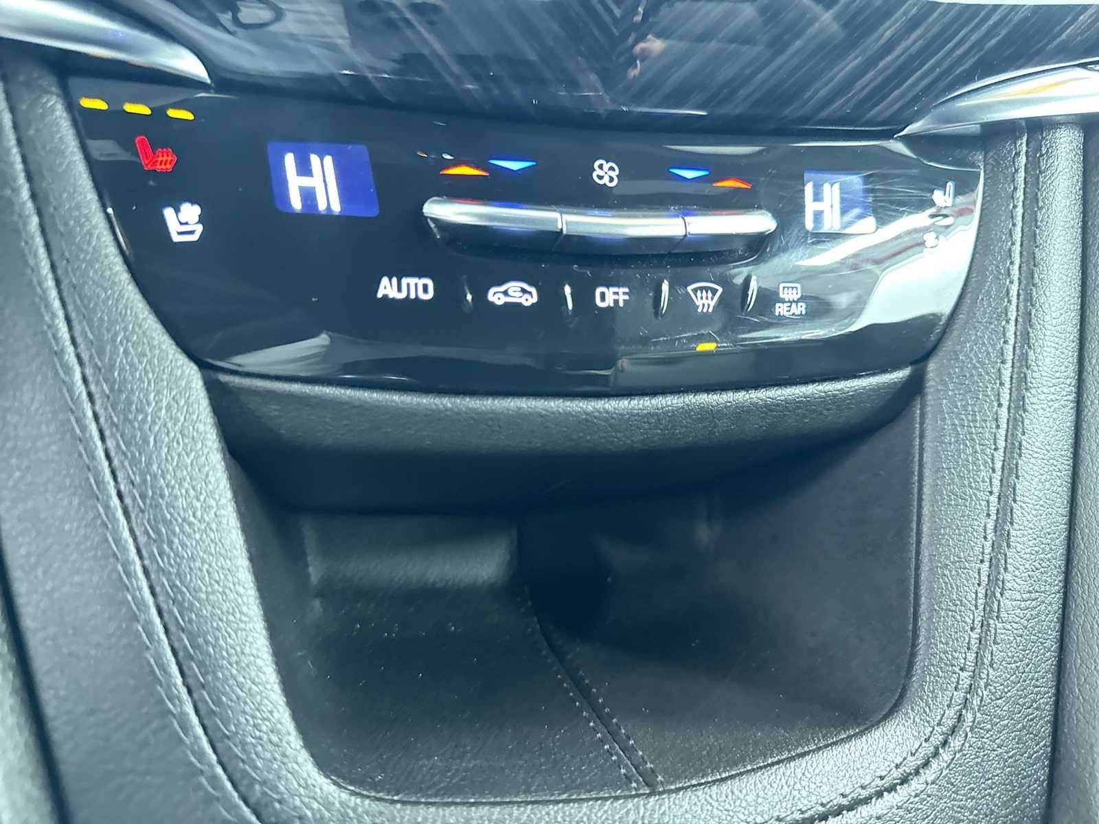 2025 Cadillac XT6 FWD Premium Luxury