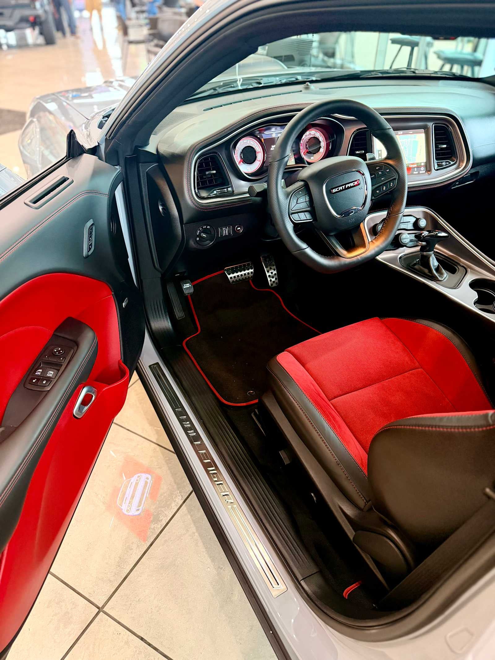 2022 Dodge Challenger R/T Scat Pack Widebody