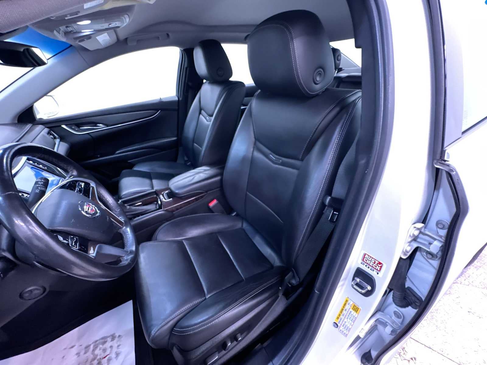 2015 Cadillac XTS 4dr Sdn FWD