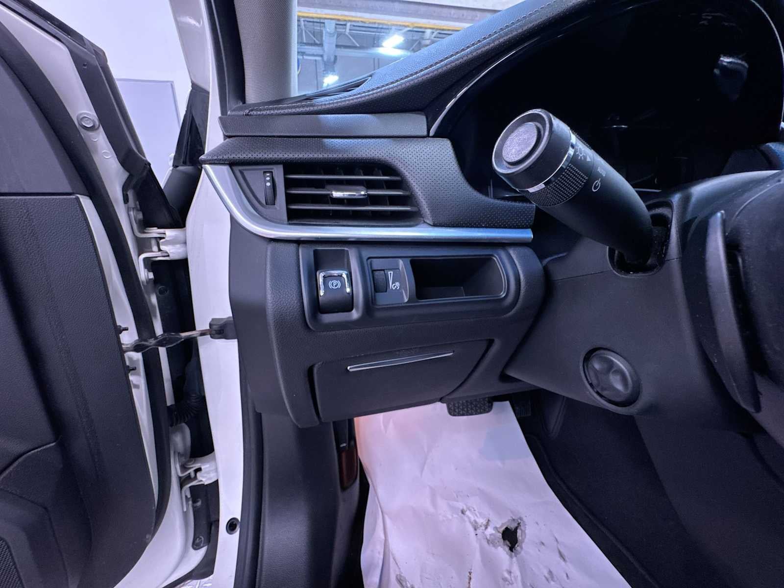 2015 Cadillac XTS 4dr Sdn FWD