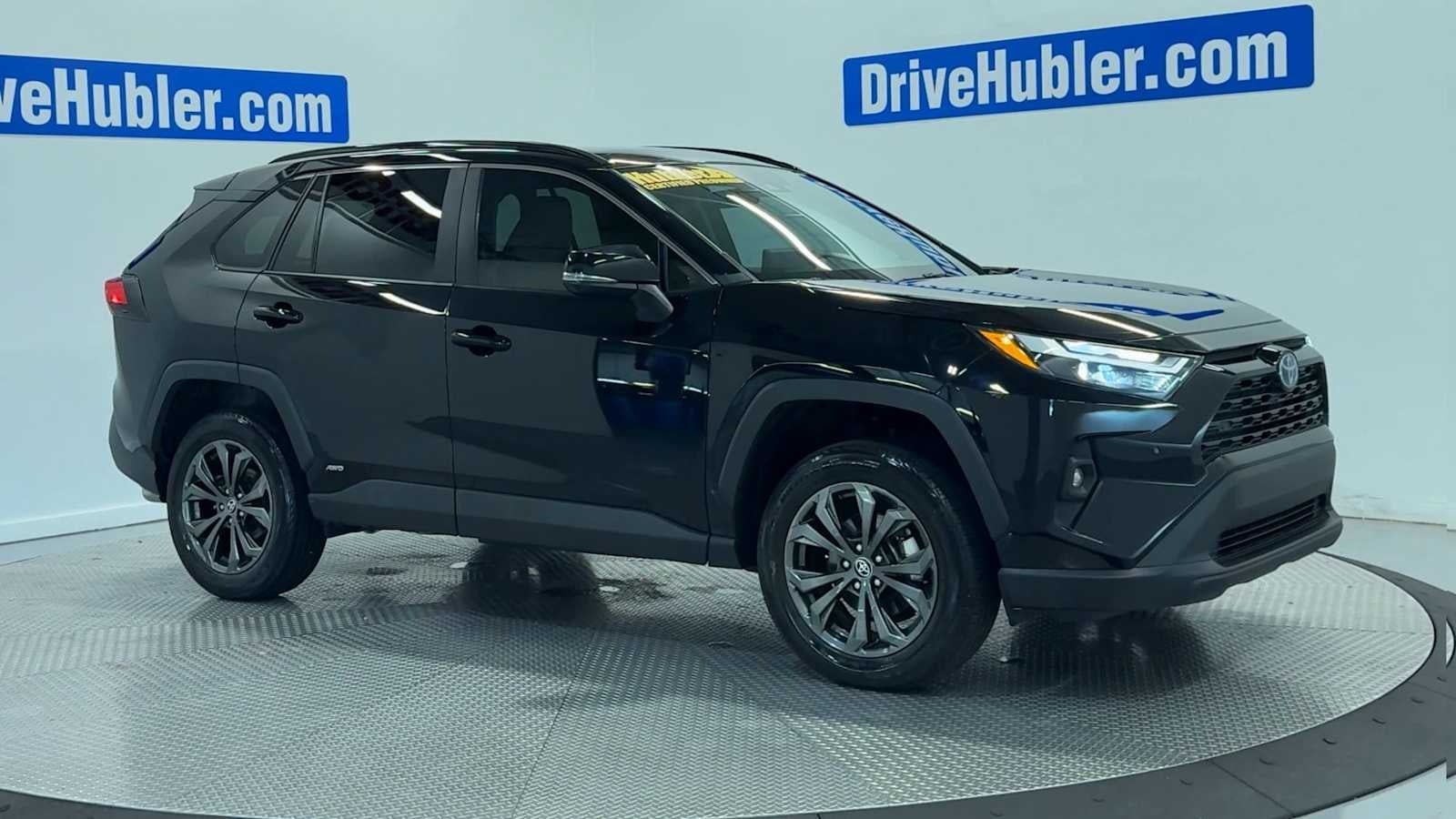2024 Toyota RAV4 Hybrid XLE Premium