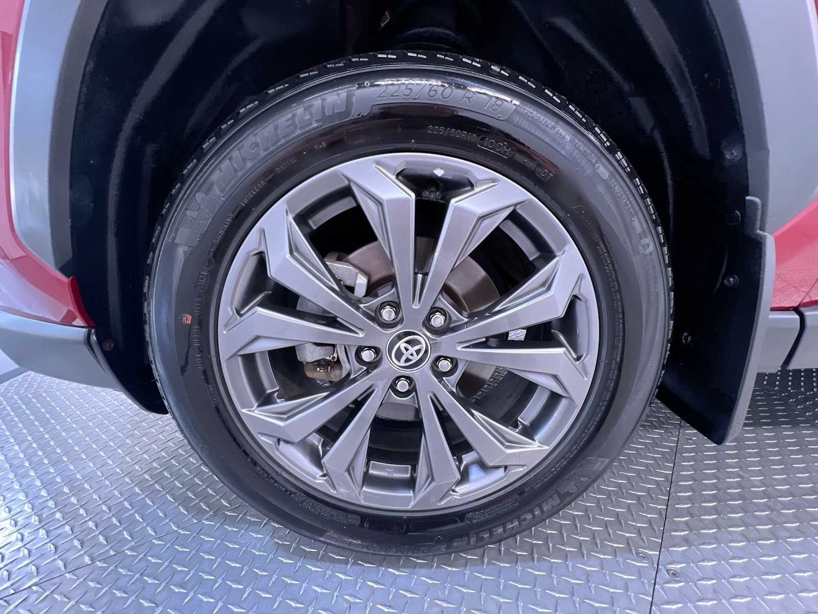 2023 Toyota RAV4 Hybrid XLE Premium