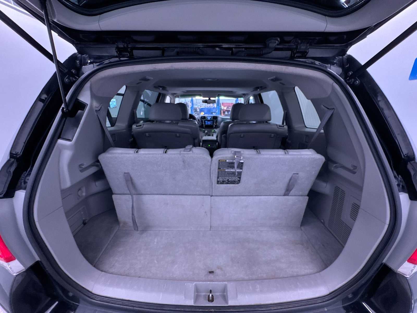 2013 Toyota Highlander SE