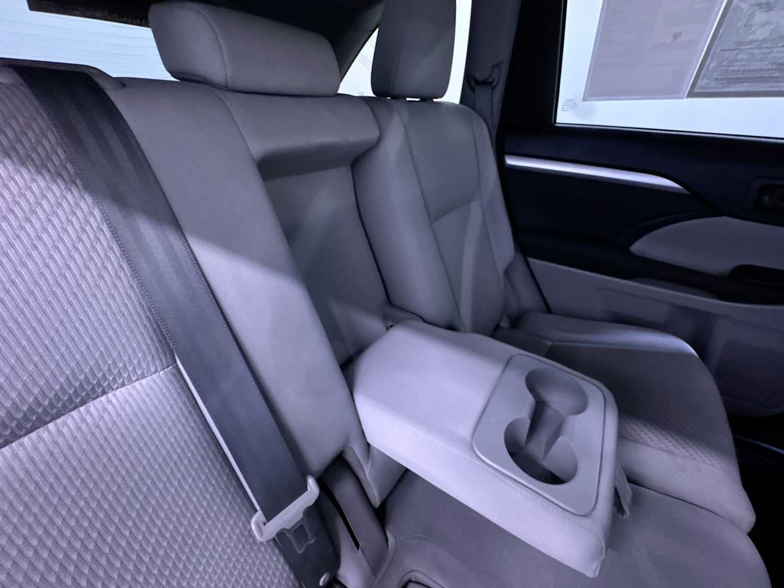 2018 Toyota Highlander LE