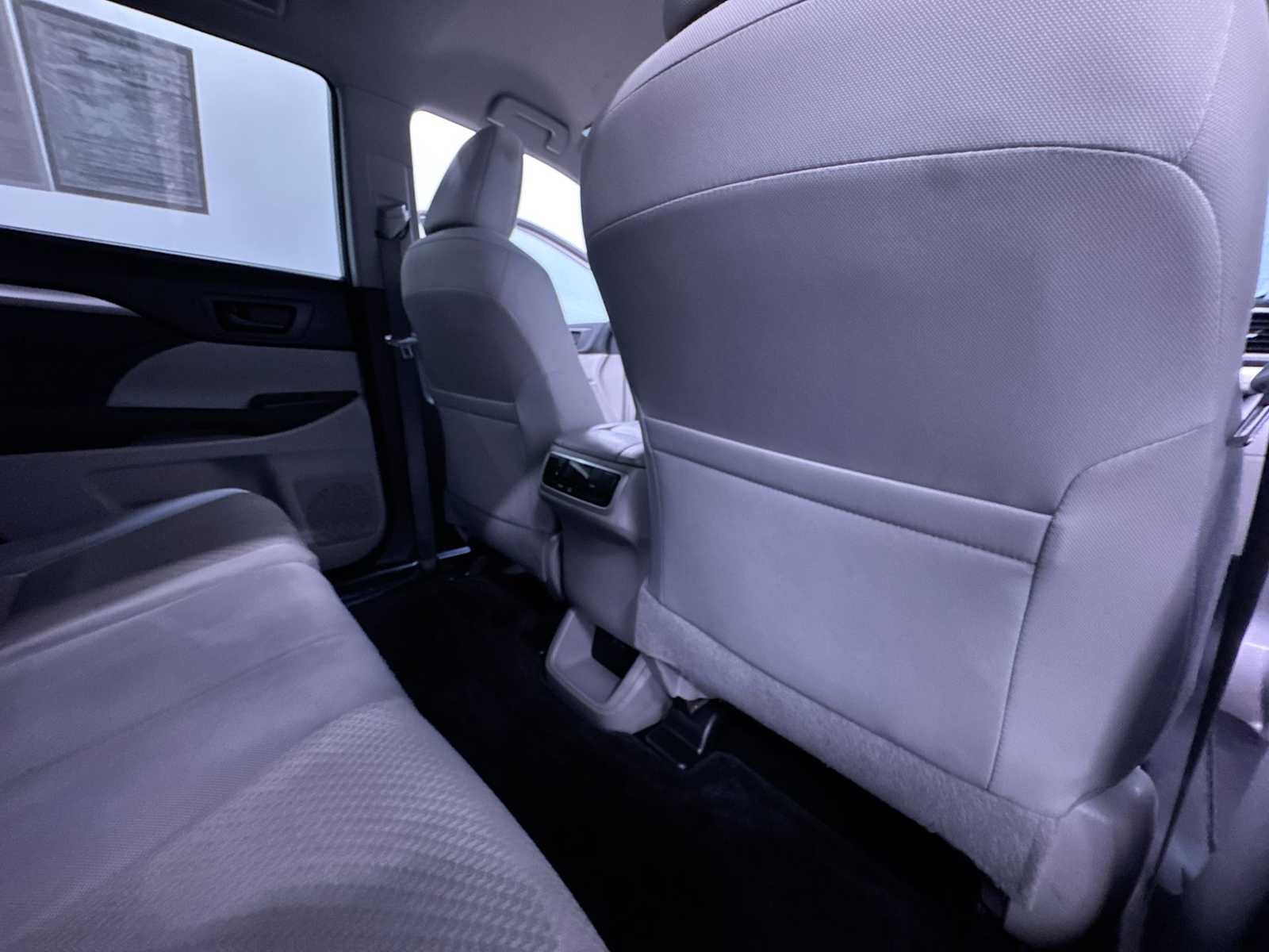 2018 Toyota Highlander LE