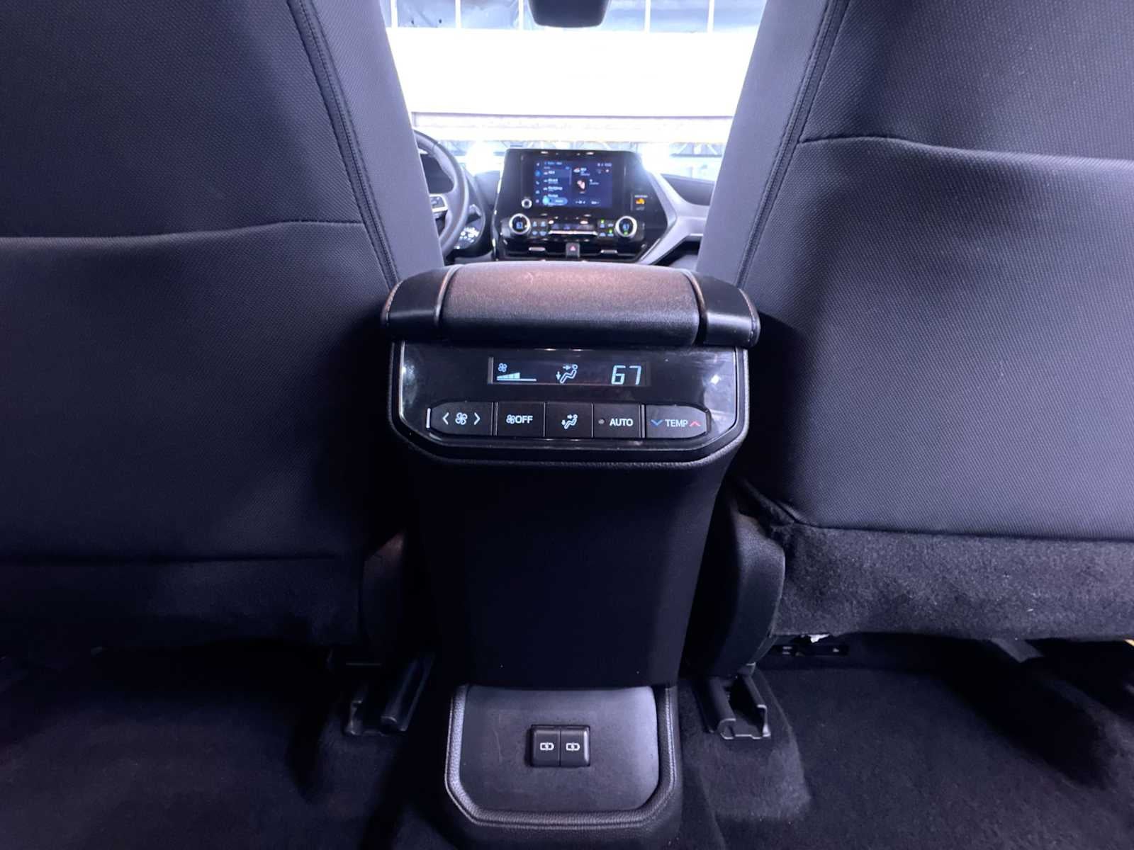 2025 Toyota Highlander LE