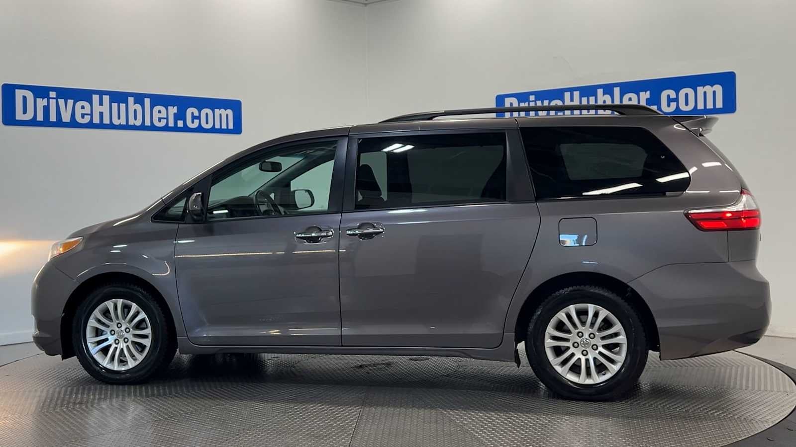 2015 Toyota Sienna XLE