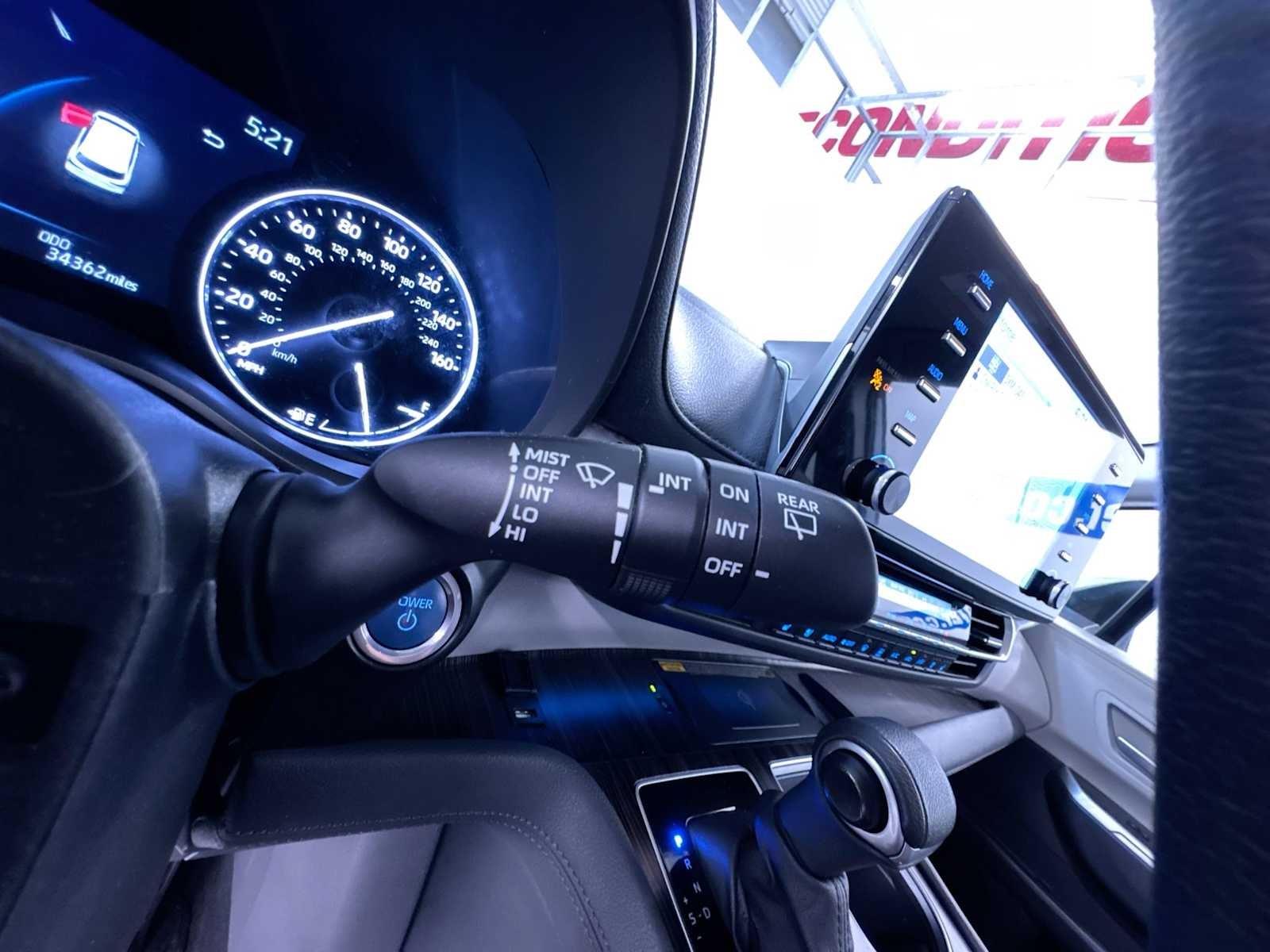 2023 Toyota Sienna Limited