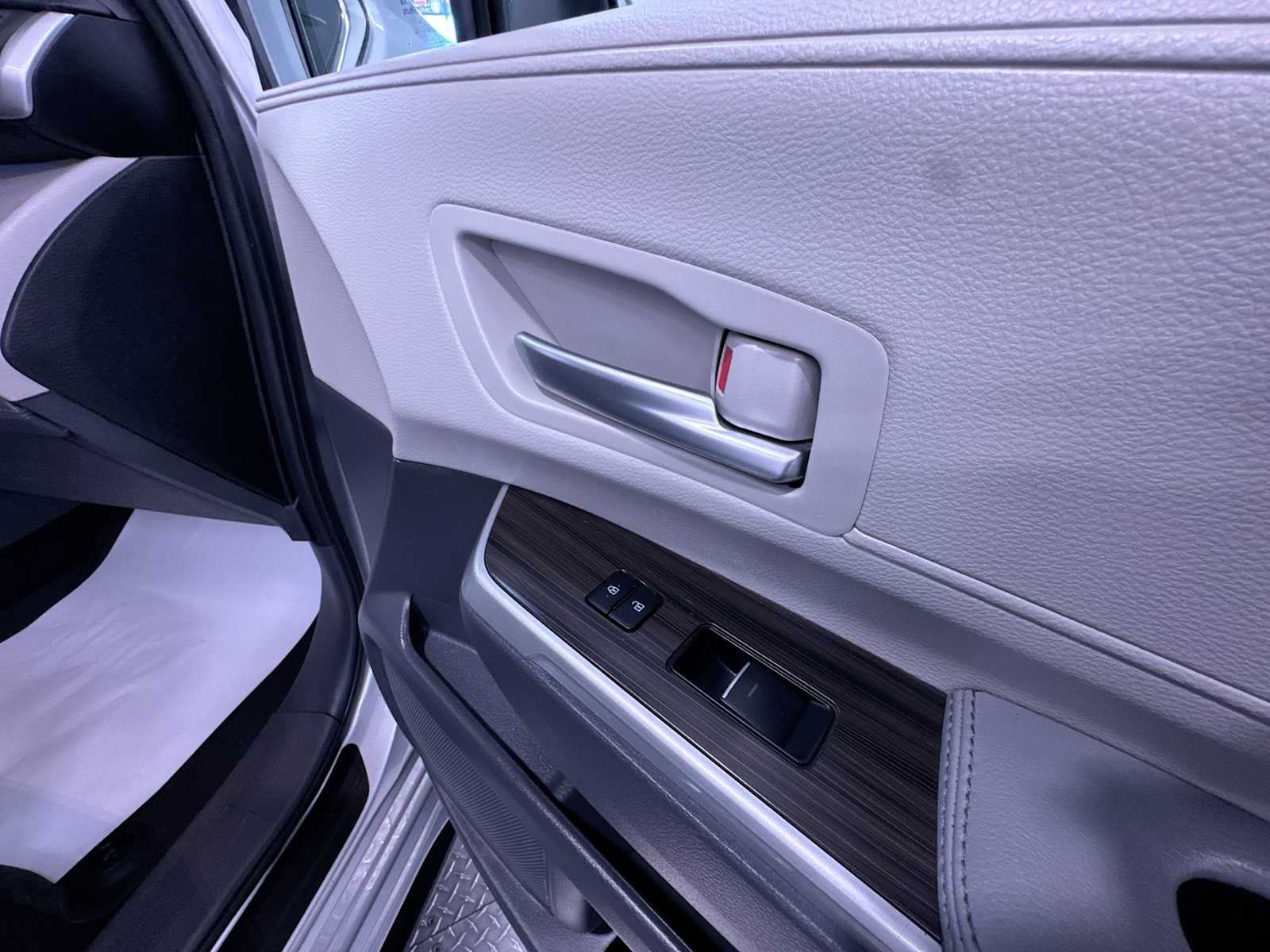 2023 Toyota Sienna Limited