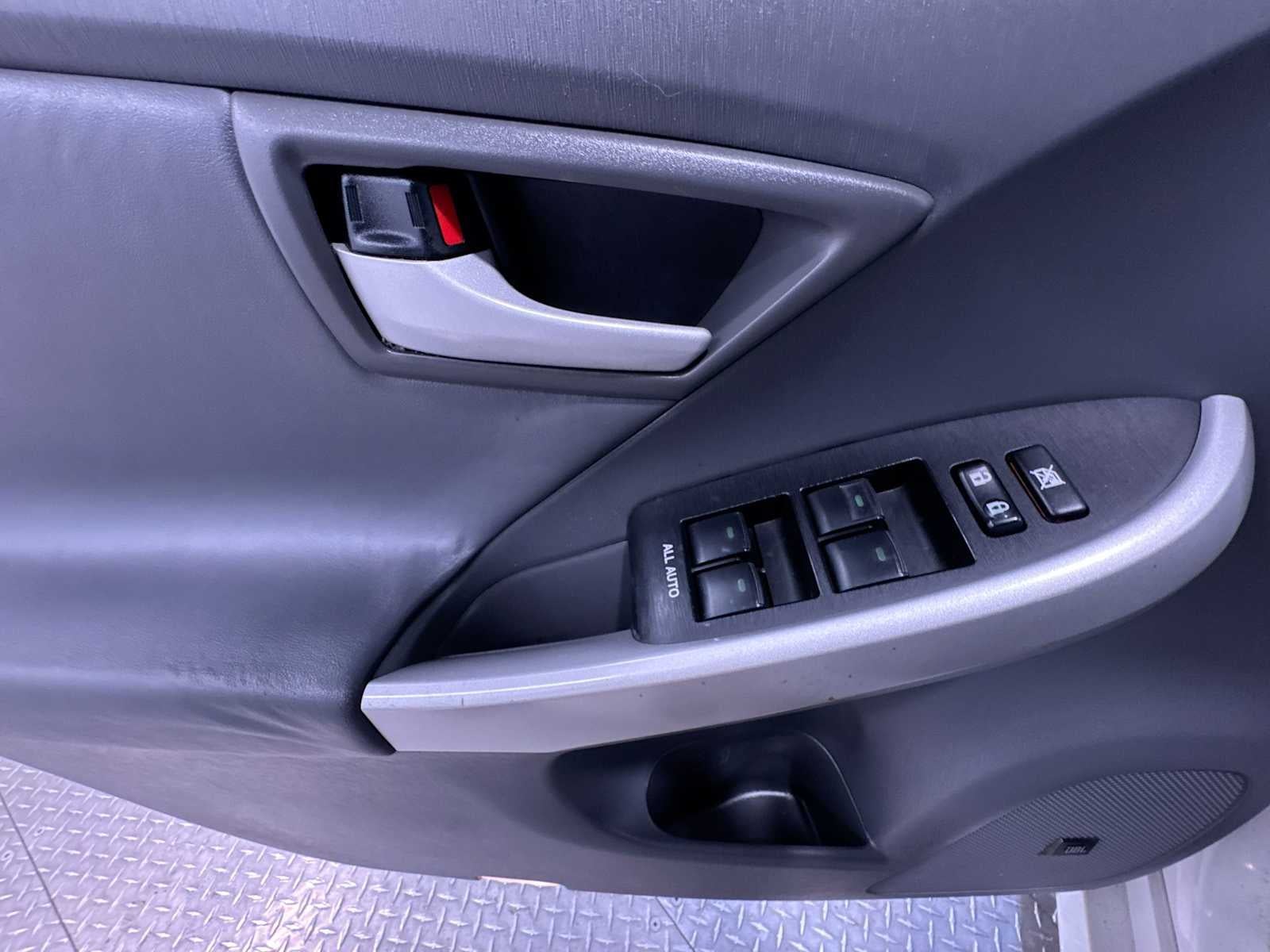 2010 Toyota Prius IV