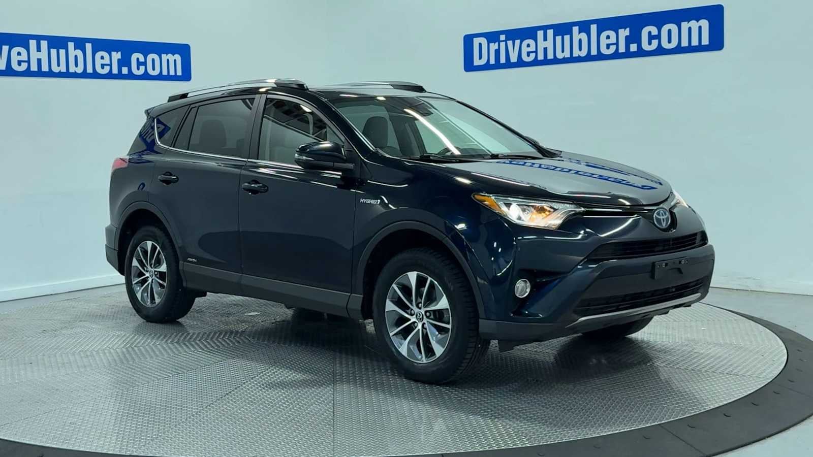 2017 Toyota RAV4 Hybrid XLE