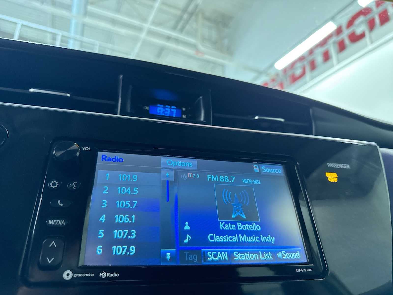 2017 Toyota Corolla iM CVT (Natl)