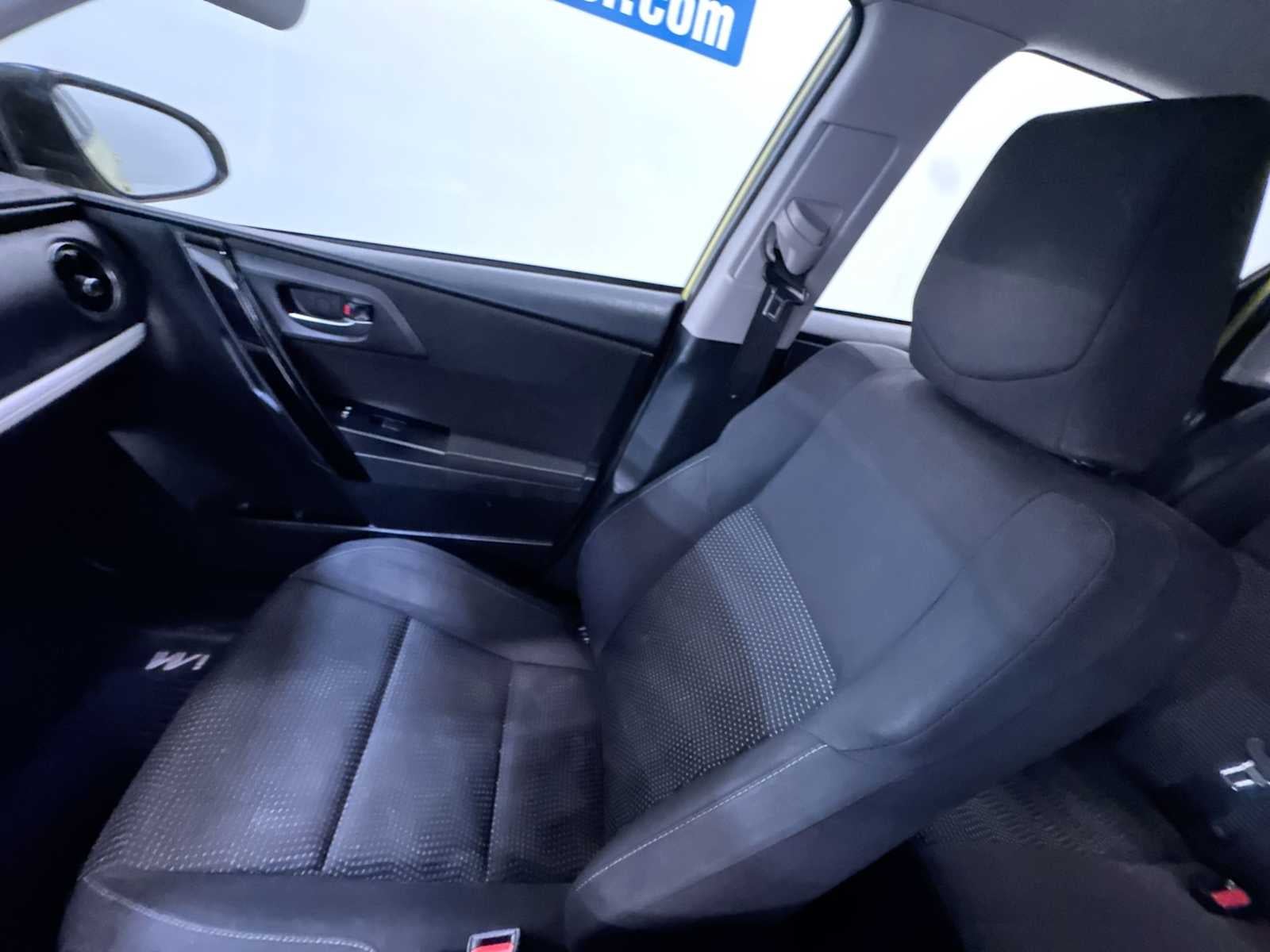 2017 Toyota Corolla iM CVT (Natl)