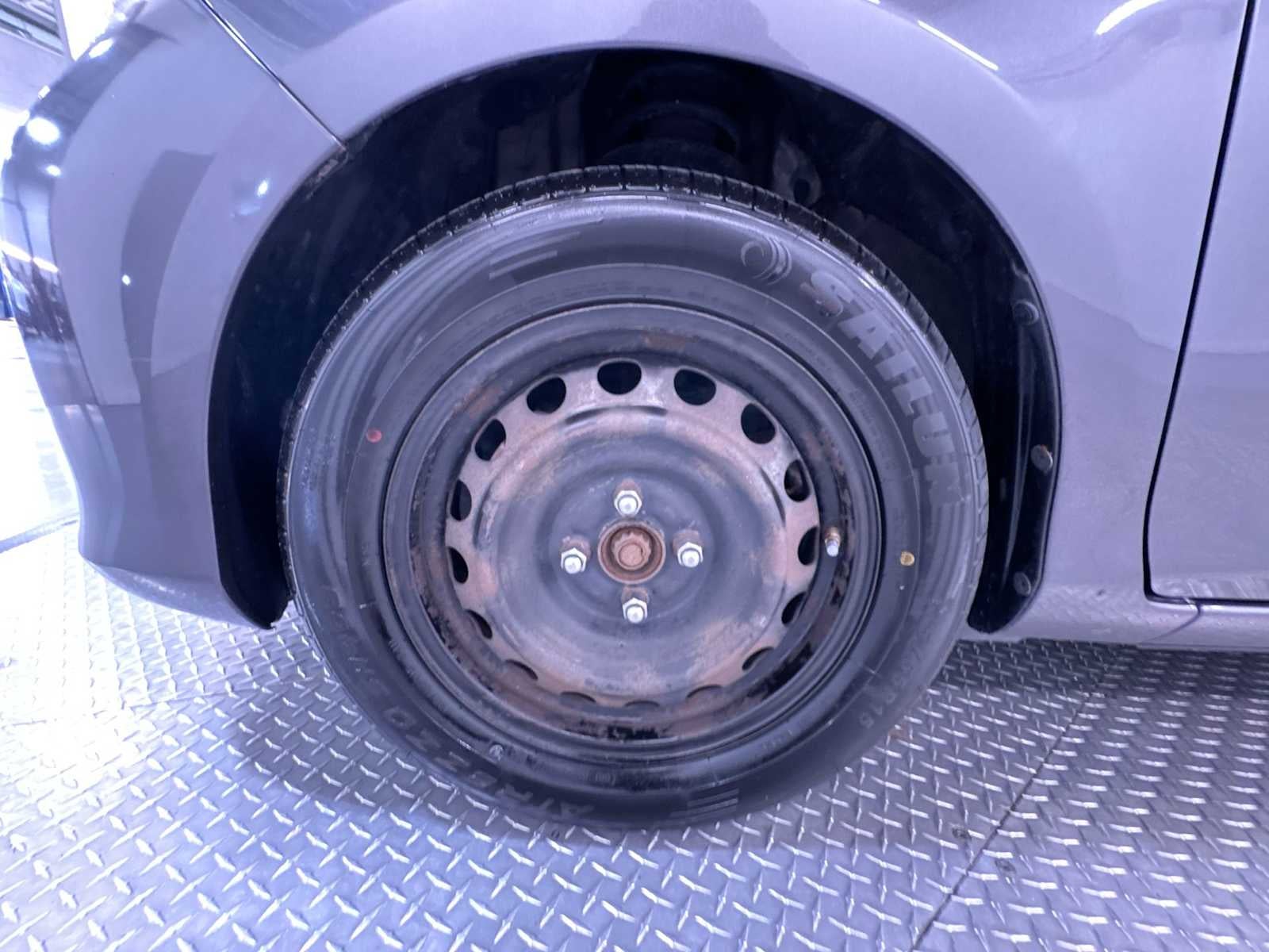 2014 Toyota Yaris L
