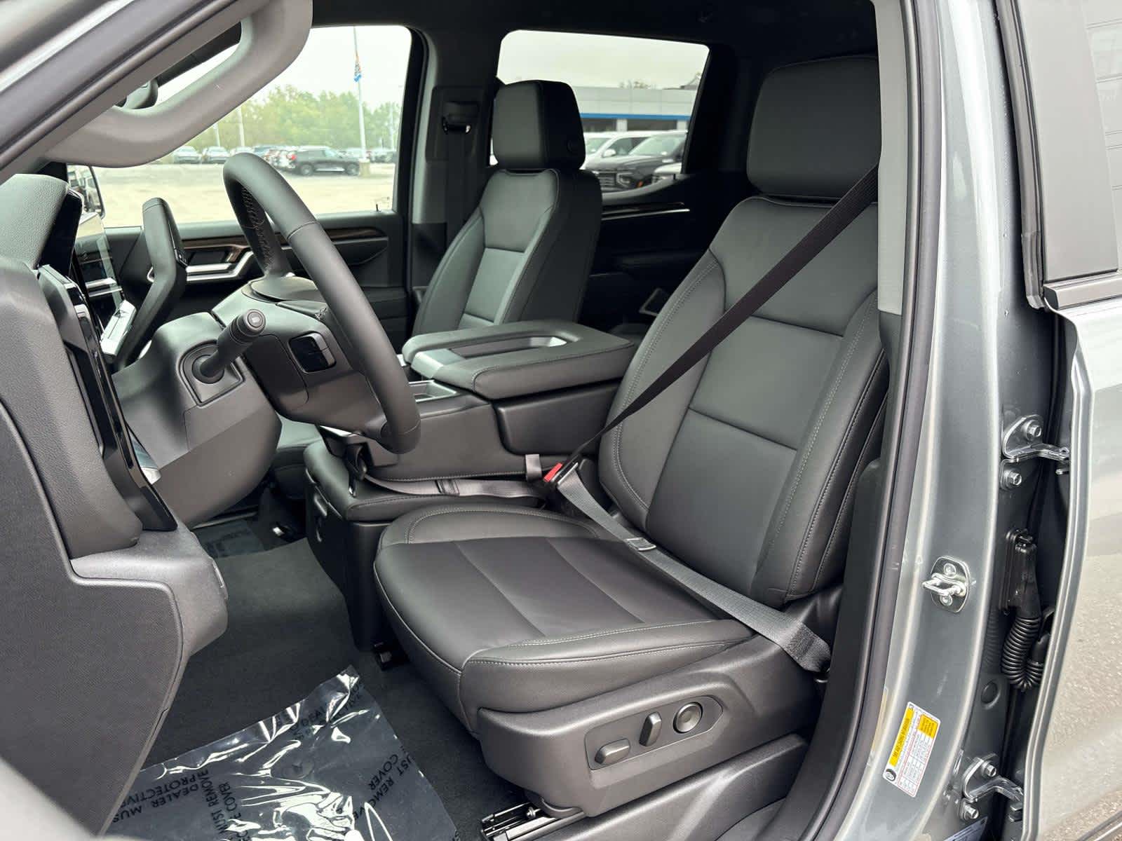 2026 Chevrolet Silverado 1500 LT - Photo 10