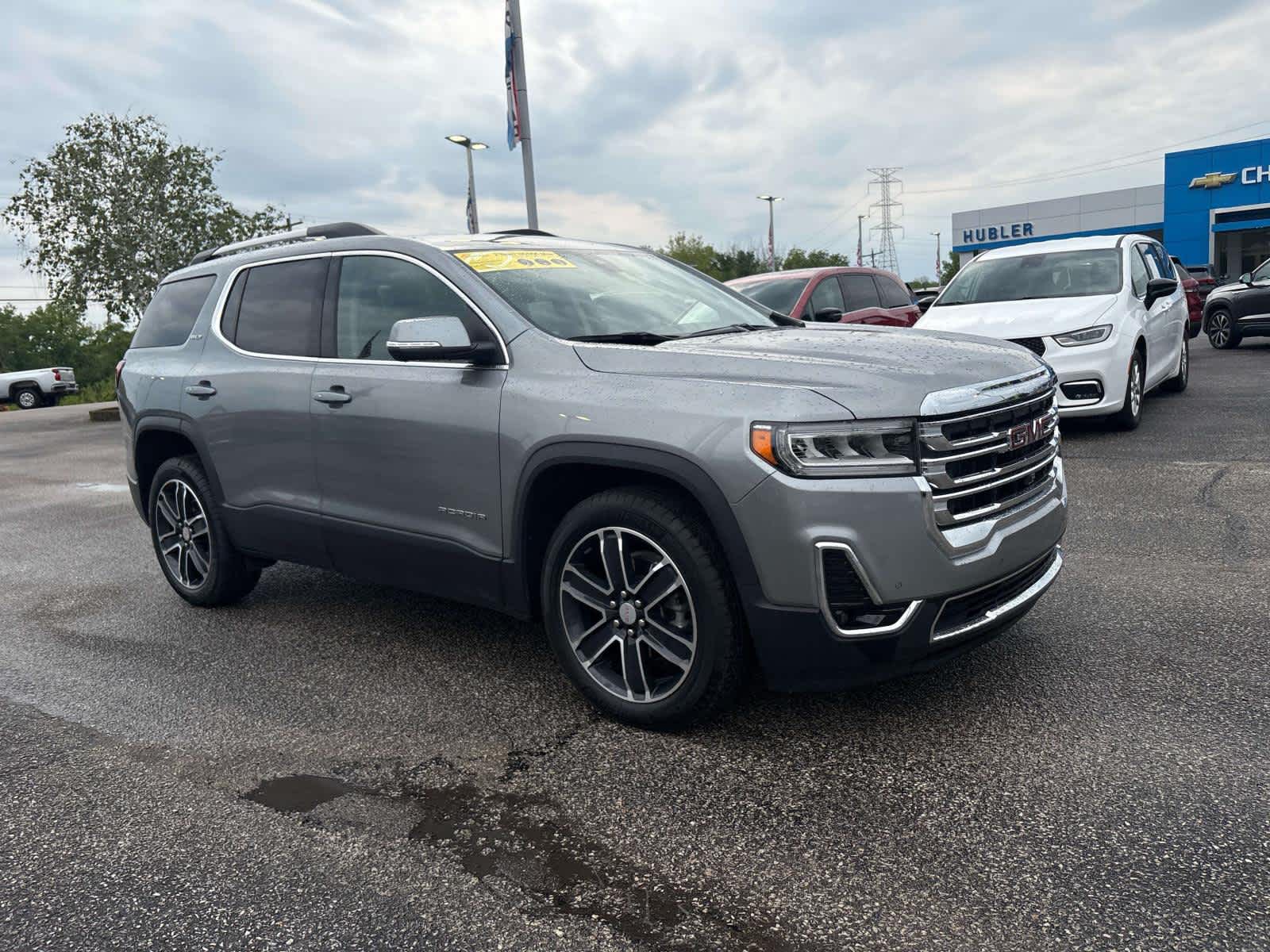 2023 GMC Acadia SLT