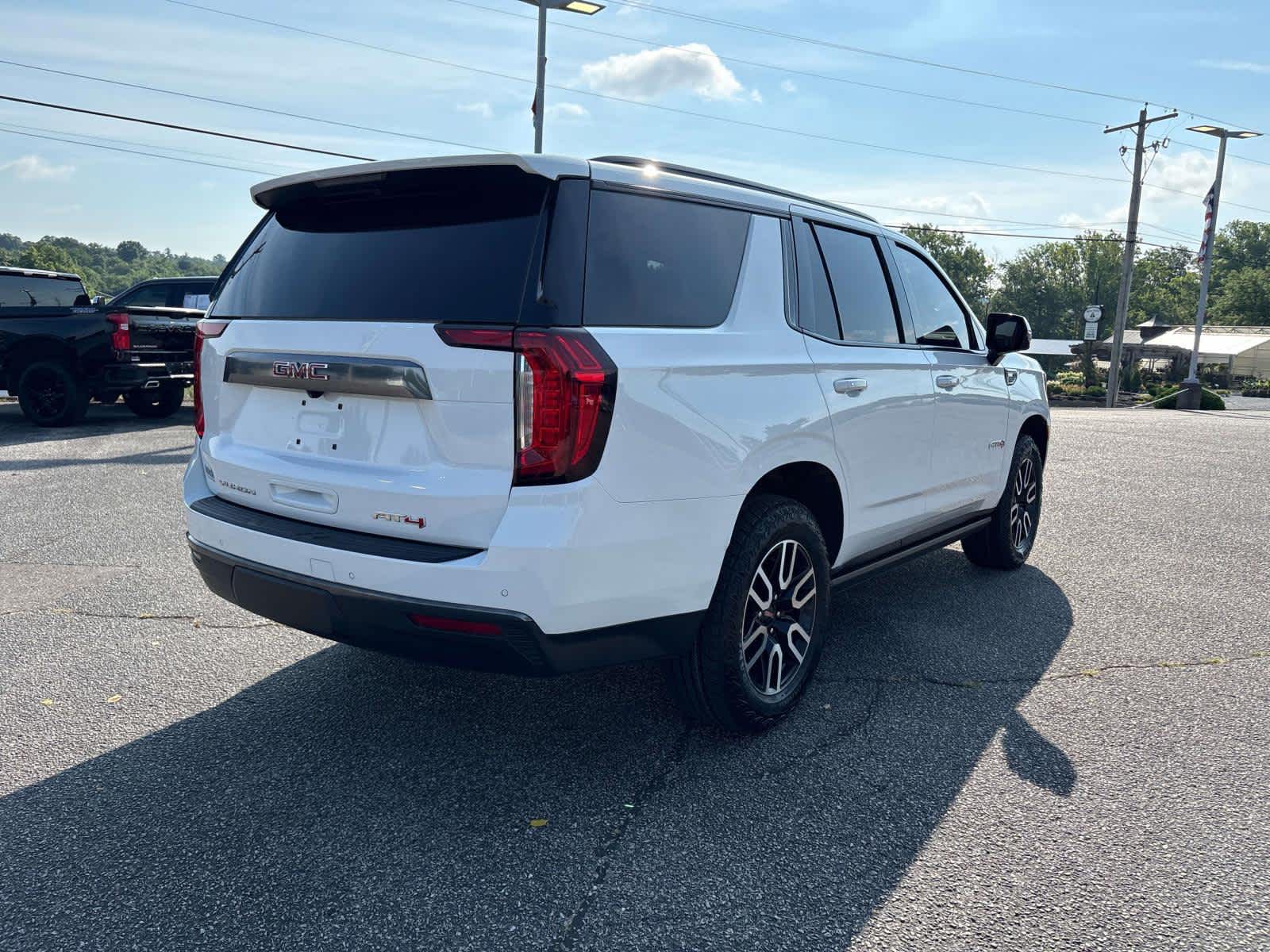 2024 GMC Yukon AT4