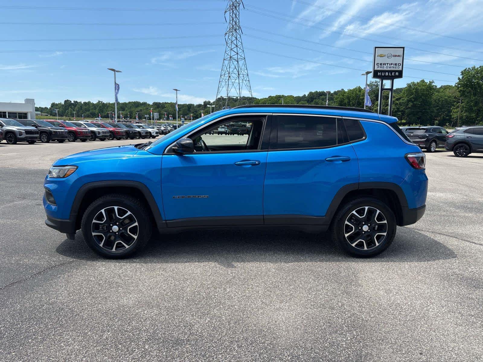 Used 2022 Jeep Compass Latitude with VIN 3C4NJDBB2NT122183 for sale in Bedford, IN