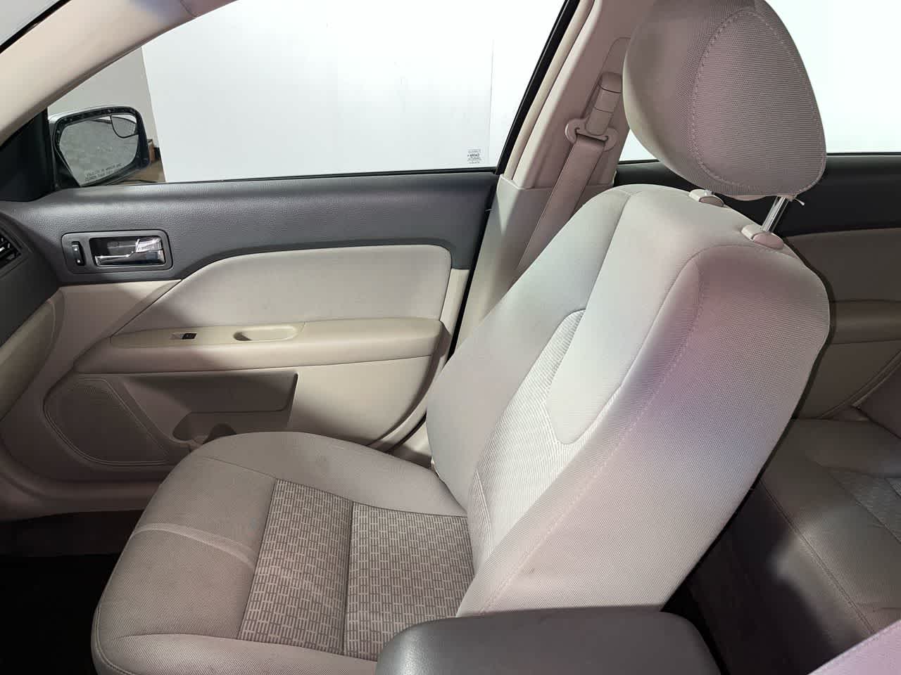 2011 Ford Fusion S