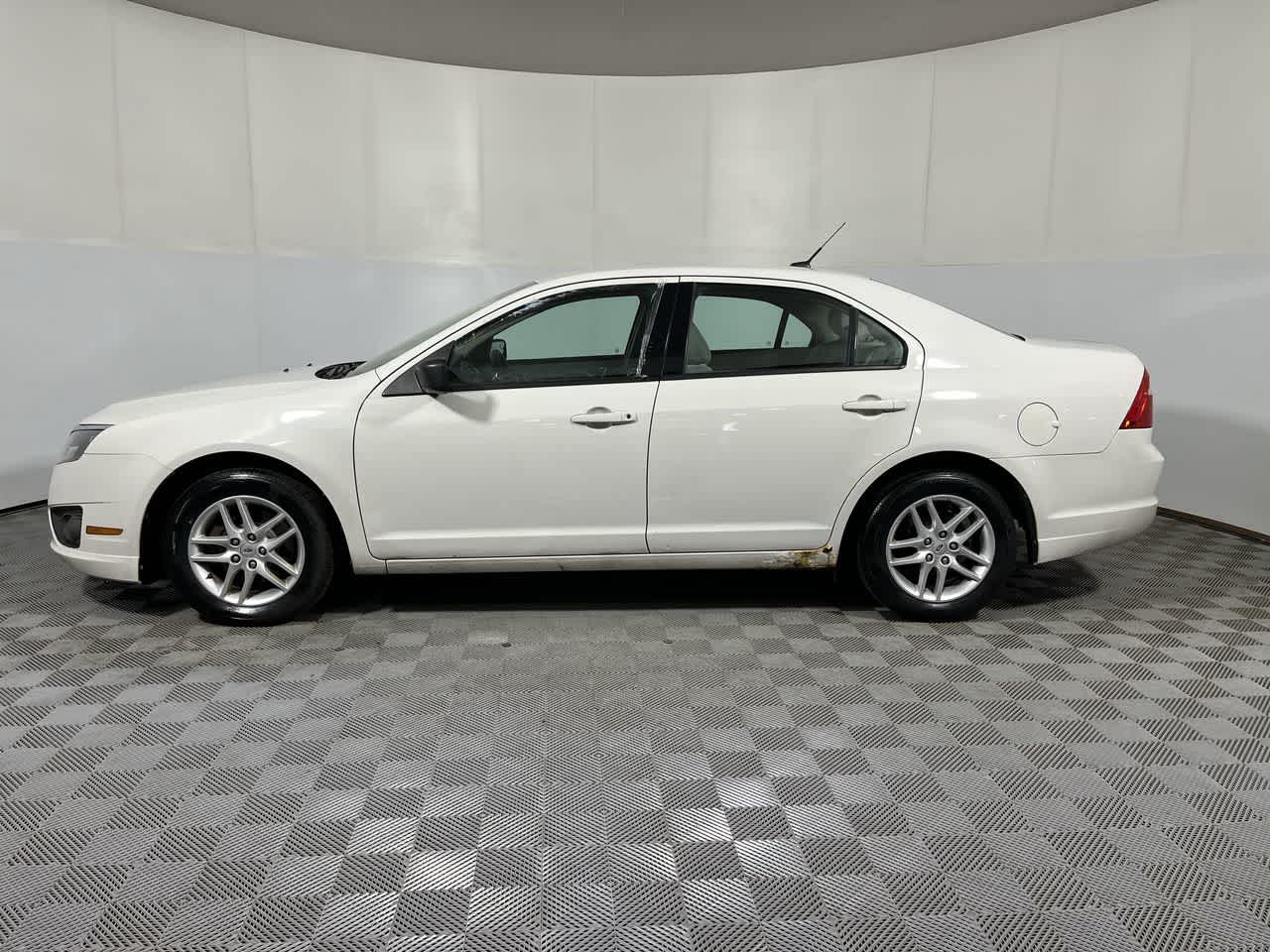 2011 Ford Fusion S