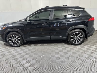 2024 Toyota Corolla Cross XLE