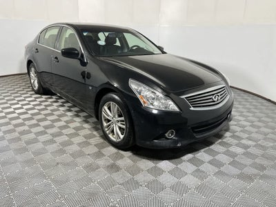 2015 INFINITI Q40 4dr Sdn AWD