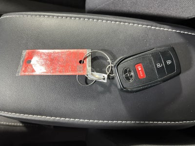 2023 Toyota Corolla Hatchback SE