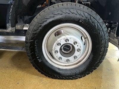 2025 Ford Super Duty F-350 DRW Pickup XLT