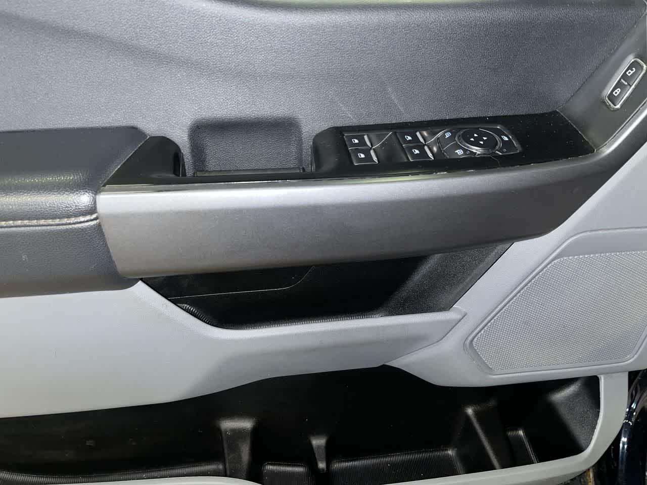 2025 Ford Super Duty F-350 DRW Pickup XLT