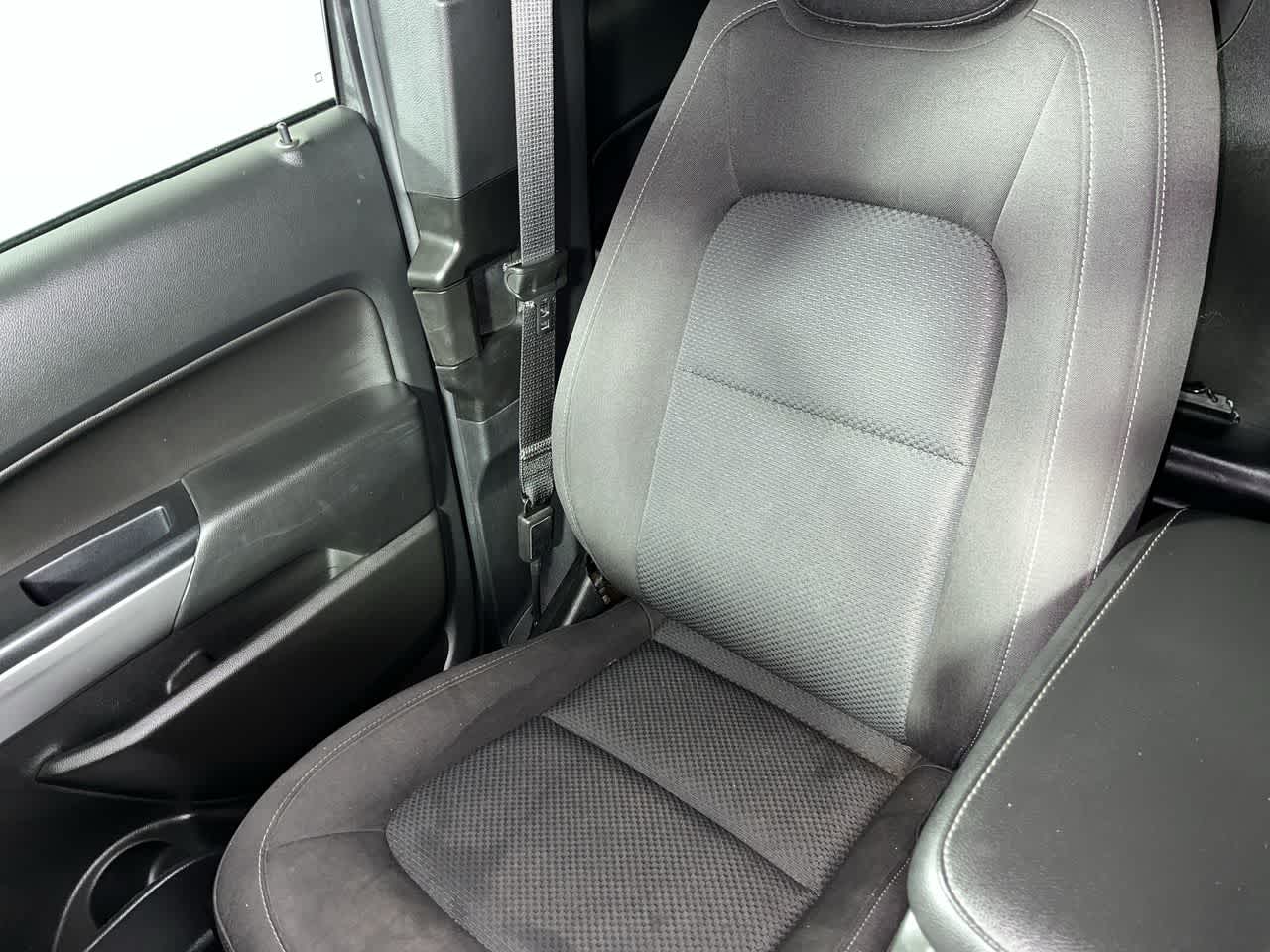 2022 Chevrolet Colorado 2WD LT