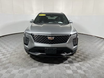 2025 Cadillac XT4 FWD Premium Luxury