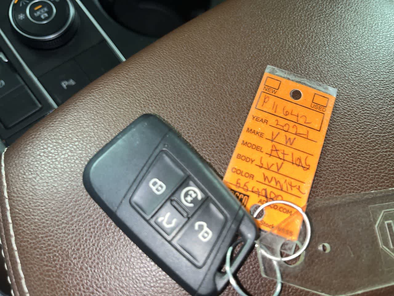 2021 Volkswagen Atlas 3.6L V6 SE w/Technology R-Line