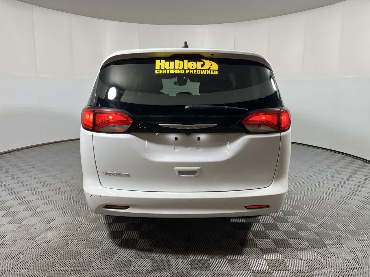 2024 Chrysler Voyager LX