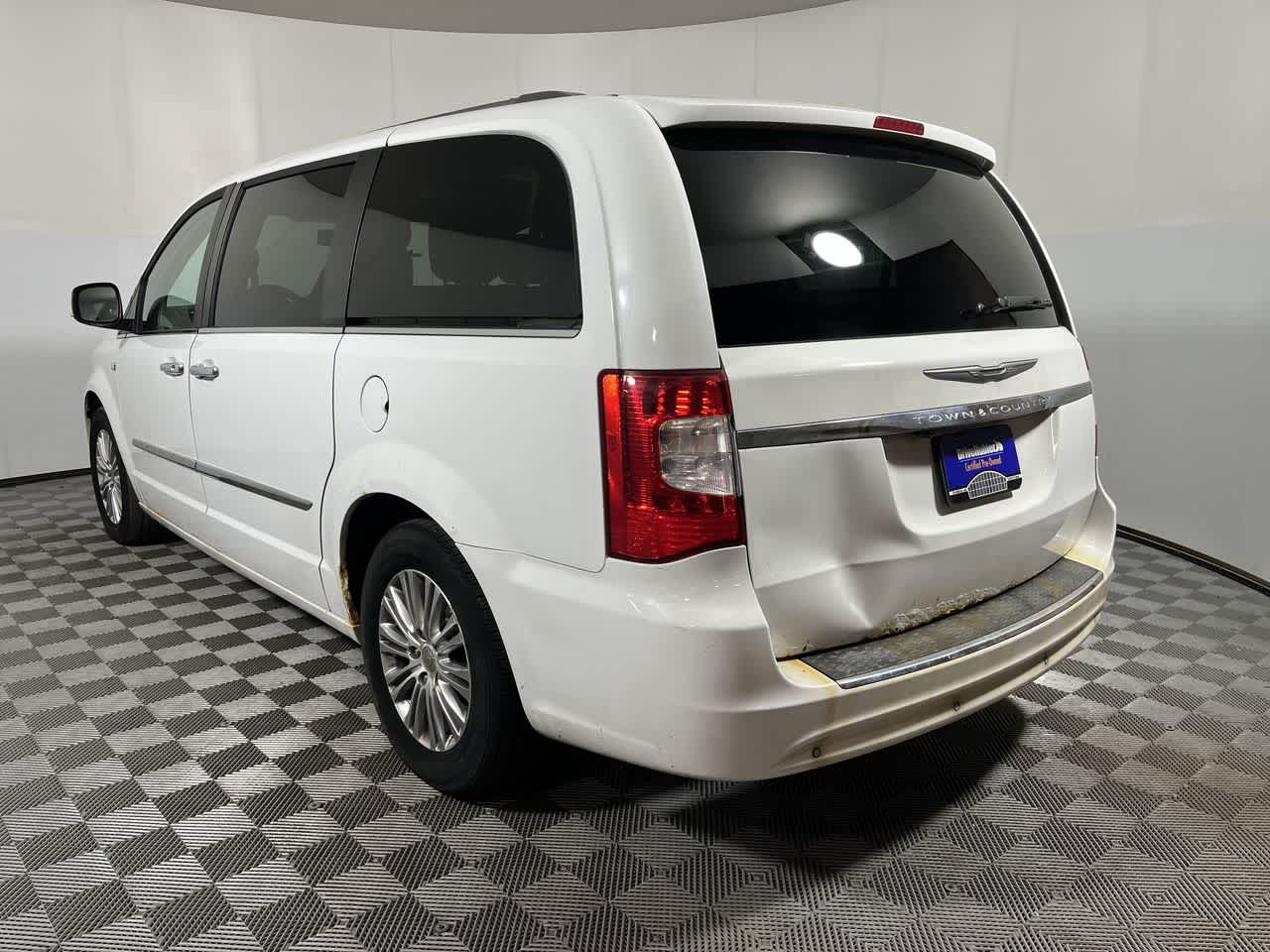 2014 Chrysler Town & Country Touring-L 30th Anniversary