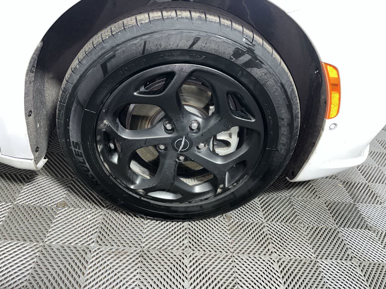 2024 Chrysler Pacifica Hybrid S Appearance Pkg