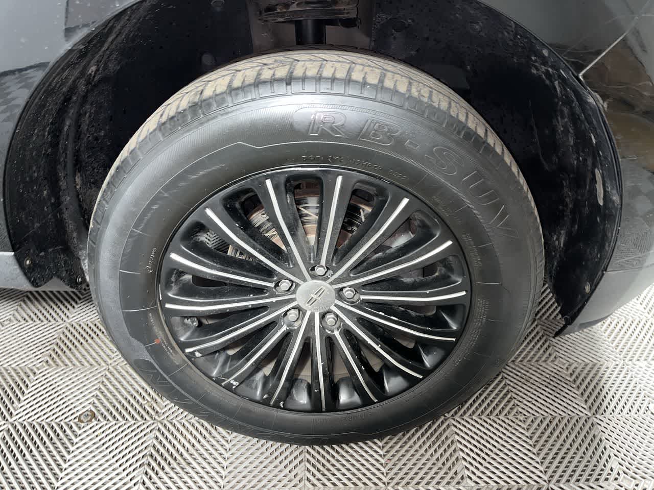 2012 Lincoln MKX FWD 4dr