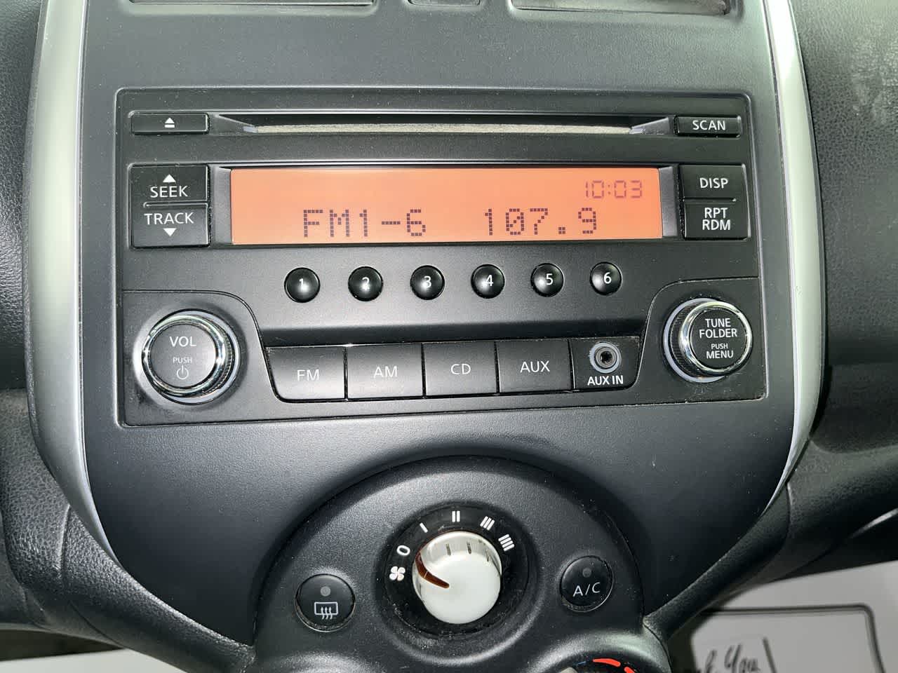 2014 Nissan Versa Note SV