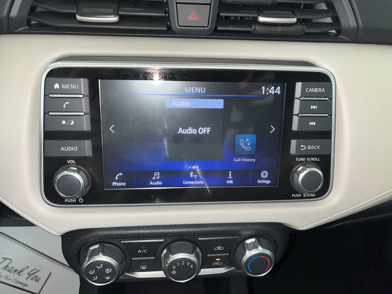 2022 Nissan Versa SV